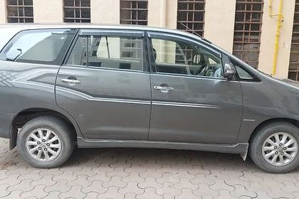 2014 Toyota Innova 2.5 VX (Diesel) 7 Seater