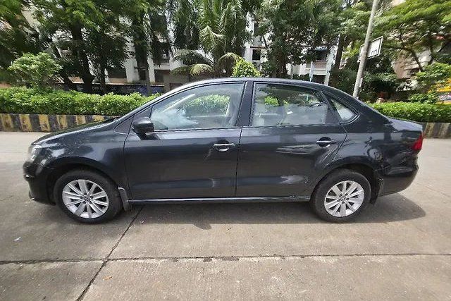 Volkswagen Vento 1.2 हाईलाइन प्लस AT 16 Alloy Second-hand 2017 Volkswagen Vento 1.2 हाईलाइन प्लस AT 16 Alloy for sale in Mumbai