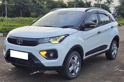 2022 Tata Nexon XM BSVI