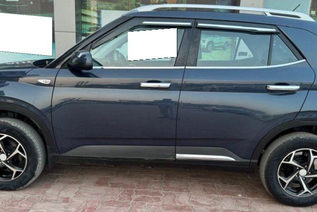 Second-hand 2020 Hyundai Venue S BSIV for sale in Ahmedabad