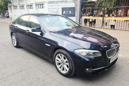 2012 BMW 5 Series 520d Sedan