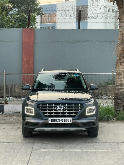 2021 Hyundai Venue SX Plus Turbo DCT