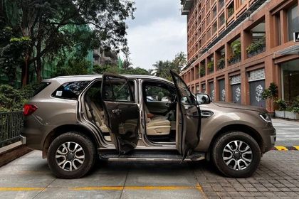 2021 Ford Endeavour Titanium Plus 4X4 AT