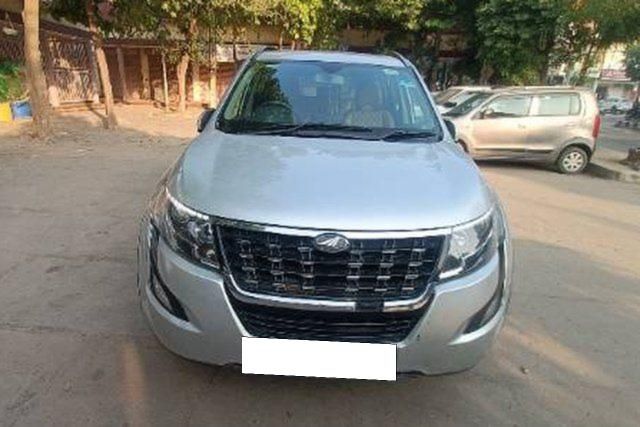 Second-hand 2018 Mahindra XUV500 AT W10 FWD for sale in Rohtak