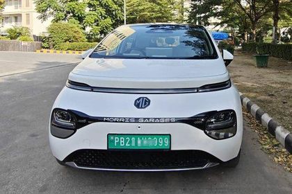 2025 MG Windsor EV एसेंस प्रो
