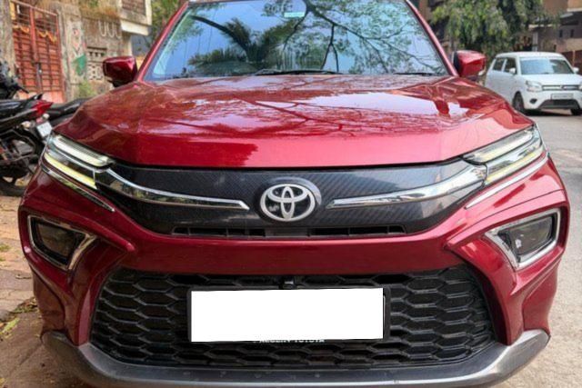 Second-hand 2025 Toyota Hyryder V HYBRID for sale in Mumbai