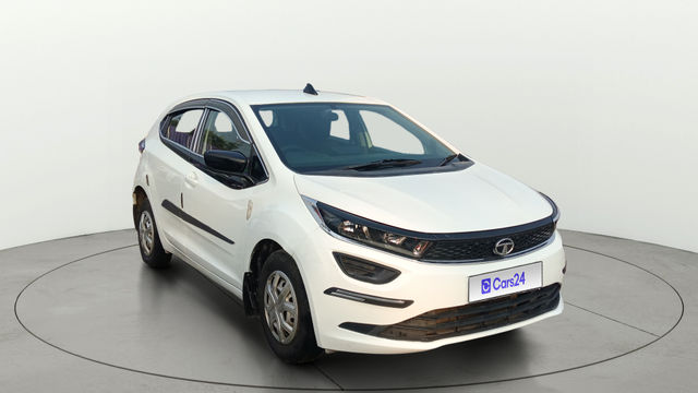 Tata Altroz एक्सई बीएस6 Second-hand 2020 Tata Altroz एक्सई बीएस6 for sale in Bhopal