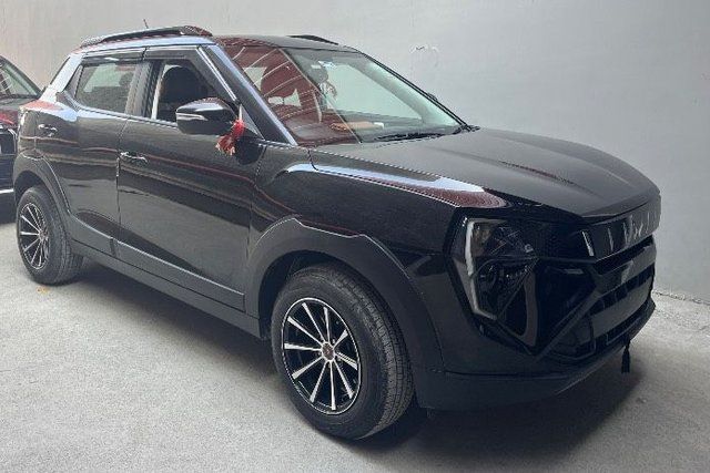 Mahindra XUV 3XO MX3 Second-hand 2026 Mahindra XUV 3XO MX3 for sale in Dehradun