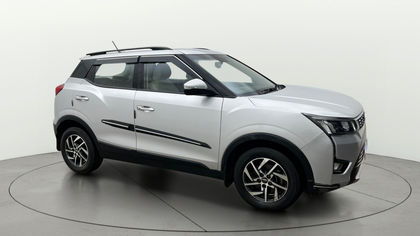 2022 Mahindra XUV300 W8 डीजल Sunroof बीएस6