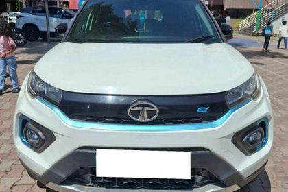 2022 Tata Nexon EV एक्सजेड प्लस