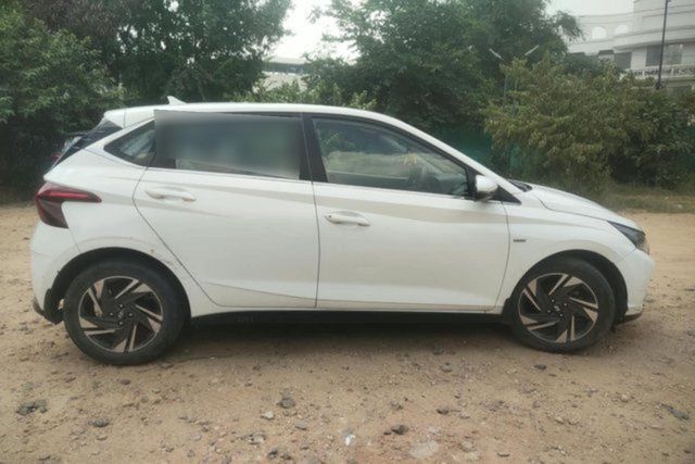 Hyundai i20 स्पोर्टज़ IVT बीएस6 Second-hand 2021 Hyundai i20 स्पोर्टज़ IVT बीएस6 for sale in Hyderabad