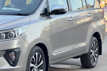 2022 Toyota Innova Crysta 2.4 जेडएक्स 7 STR AT