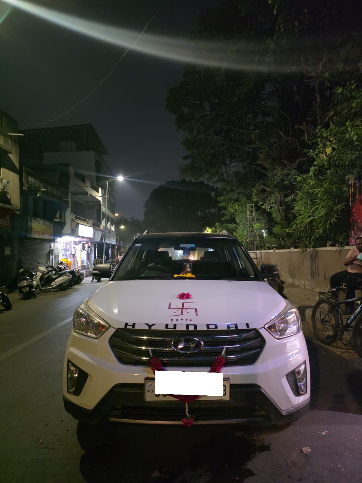 Used 2015 Hyundai Creta Petrol Manual in Ahmedabad at ₹6 Lakh - CarDekho