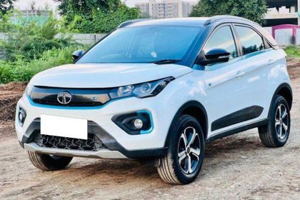 2022 Tata Nexon XZ प्लस बीएस6