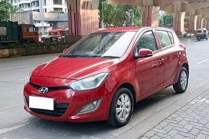 2013 Hyundai i20 स्पोर्टज़ AT 1.4
