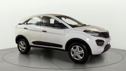2018 Tata Nexon 1.2 Revotron एक्सएम