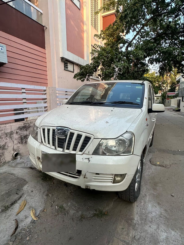 Mahindra Xylo E8 Second-hand 2010 Mahindra Xylo E8 for sale in Indore