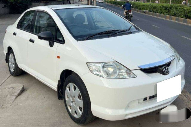Honda City 1.5 EXI Second-hand 2005 Honda City 1.5 EXI for sale in Ahmedabad