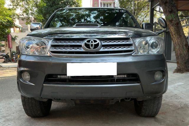 Second-hand 2010 Toyota Fortuner 3.0 Diesel for sale in Chennai