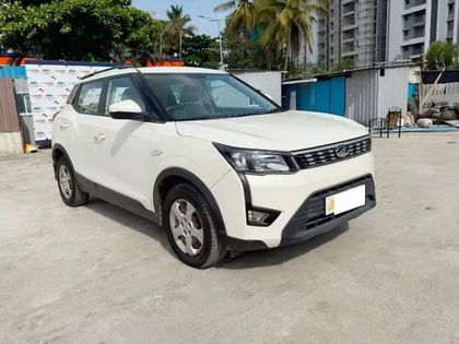 2020 Mahindra XUV300 W6 बीएस4
