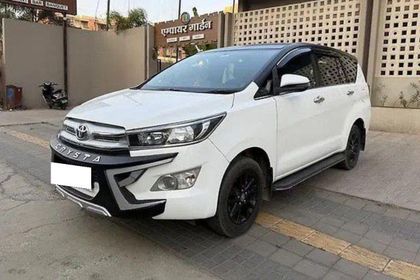 2020 Toyota Innova Crysta 2.4 G Plus MT
