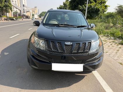 2015 Mahindra XUV500 W6 1.99 mHawk