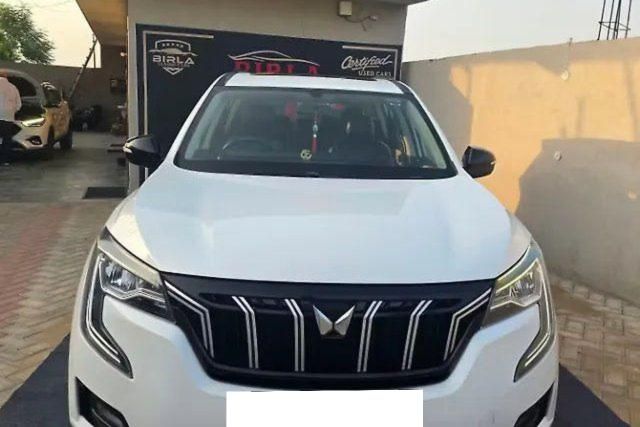 Second-hand 2022 Mahindra XUV700 AX7 Diesel AT Luxury Pack AWD BSVI for sale in Ludhiana