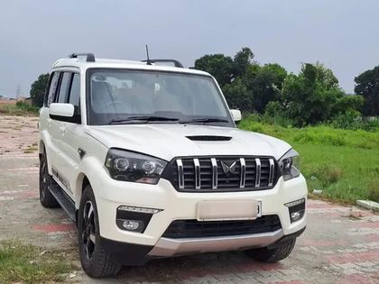 2023 Mahindra Scorpio S