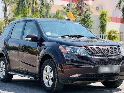 2013 Mahindra XUV500 W8 FWD