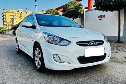 2013 Hyundai Verna 1.6 CRDI