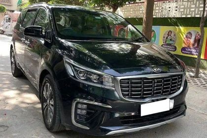 2021 Kia Carnival Limousine