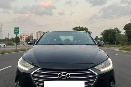 2018 हुंडई एलांट्रा 1.6 SX Option
