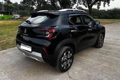 2023 Renault Kiger RXZ टर्बो CVT
