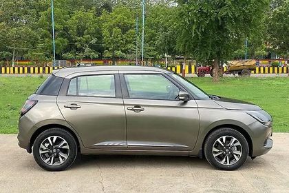 2025 Maruti Suzuki Swift ZXi Plus AMT