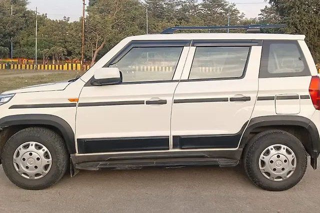 Second-hand 2023 Mahindra Bolero Neo N8 for sale in Indore