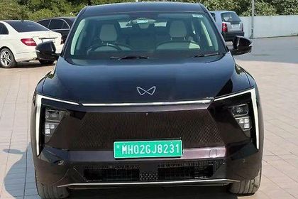 2025 Mahindra XEV 9e पैक थ्री 11.2किलोवाट चार्जर