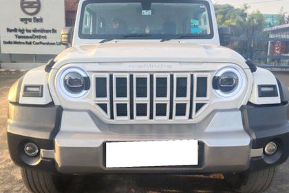 2025 Mahindra Thar ROXX एमएक्स3 आरडब्ल्यूडी एटी