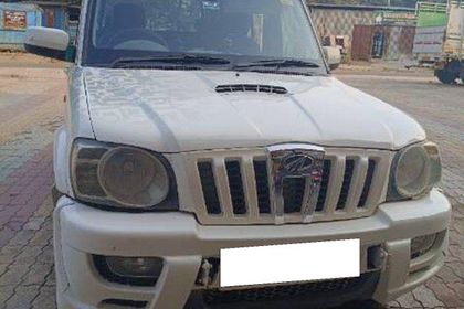 2011 Mahindra Scorpio VLX 2WD AIRBAG AT बीएस4