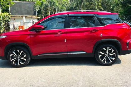 2023 MG Hector Plus 1.5 टर्बो Savvy Pro CVT बीएस6