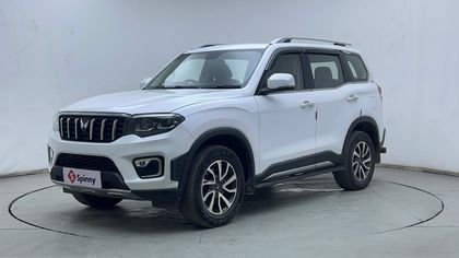 2022 Mahindra Scorpio N Z8L AT