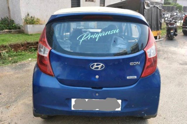Second-hand 2012 Hyundai EON एलपीजी D Lite प्लस for sale in Visakhapatnam