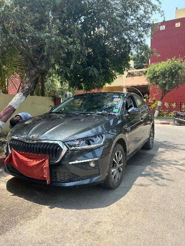 Skoda Slavia 1.5 TSI स्टाइल AT बीएस6 Second-hand 2022 Skoda Slavia 1.5 TSI स्टाइल AT बीएस6 for sale in North 24 Parganas