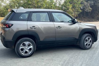 2023 Maruti Suzuki Brezza Vxi