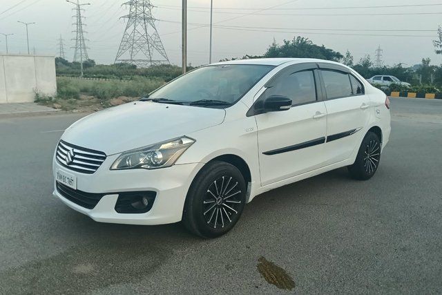 Second-hand 2014 Maruti Suzuki Ciaz VDi for sale in Hyderabad