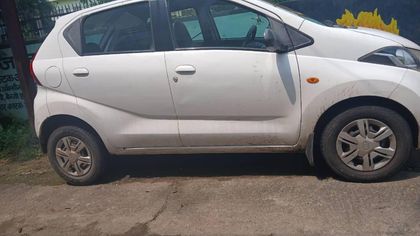 2018 Datsun RediGO T ऑप्शन