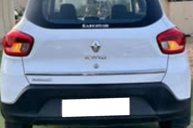 Second-hand 2016 Renault KWID RXT for sale in Ahmedabad