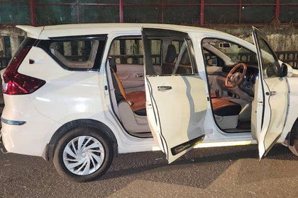 2025 Maruti Suzuki Ertiga वीएक्सआई सीएनजी