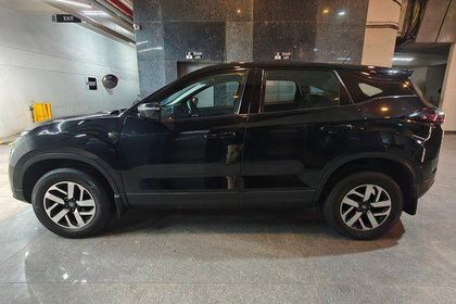 2022 Tata Harrier XTA प्लस Dark Edition AT बीएस6