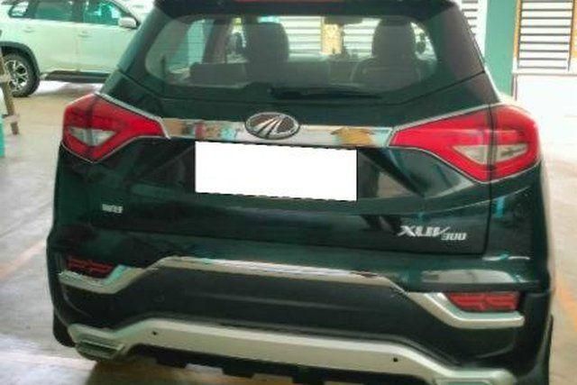Second-hand 2022 Mahindra XUV300 W8 Option Diesel BSVI for sale in Suri
