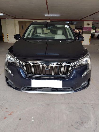 2023 Mahindra XUV700 AX7 7Str AT